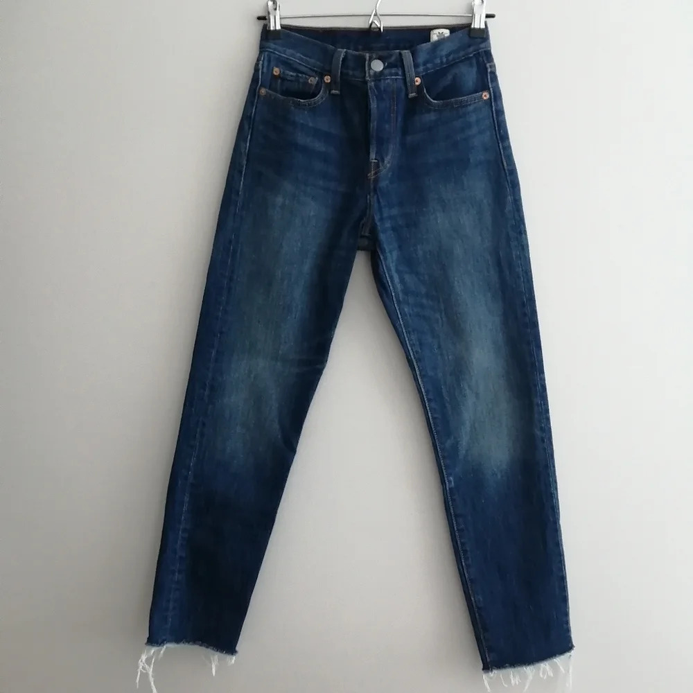 Levi's Wedgie Jeans White Oak Cone Denim Raw Ankle in Classic Tint Size 25